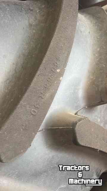 Wielen, Banden, Velgen & Afstandsringen Michelin 540/65- r 30  - 650 /65 - 42