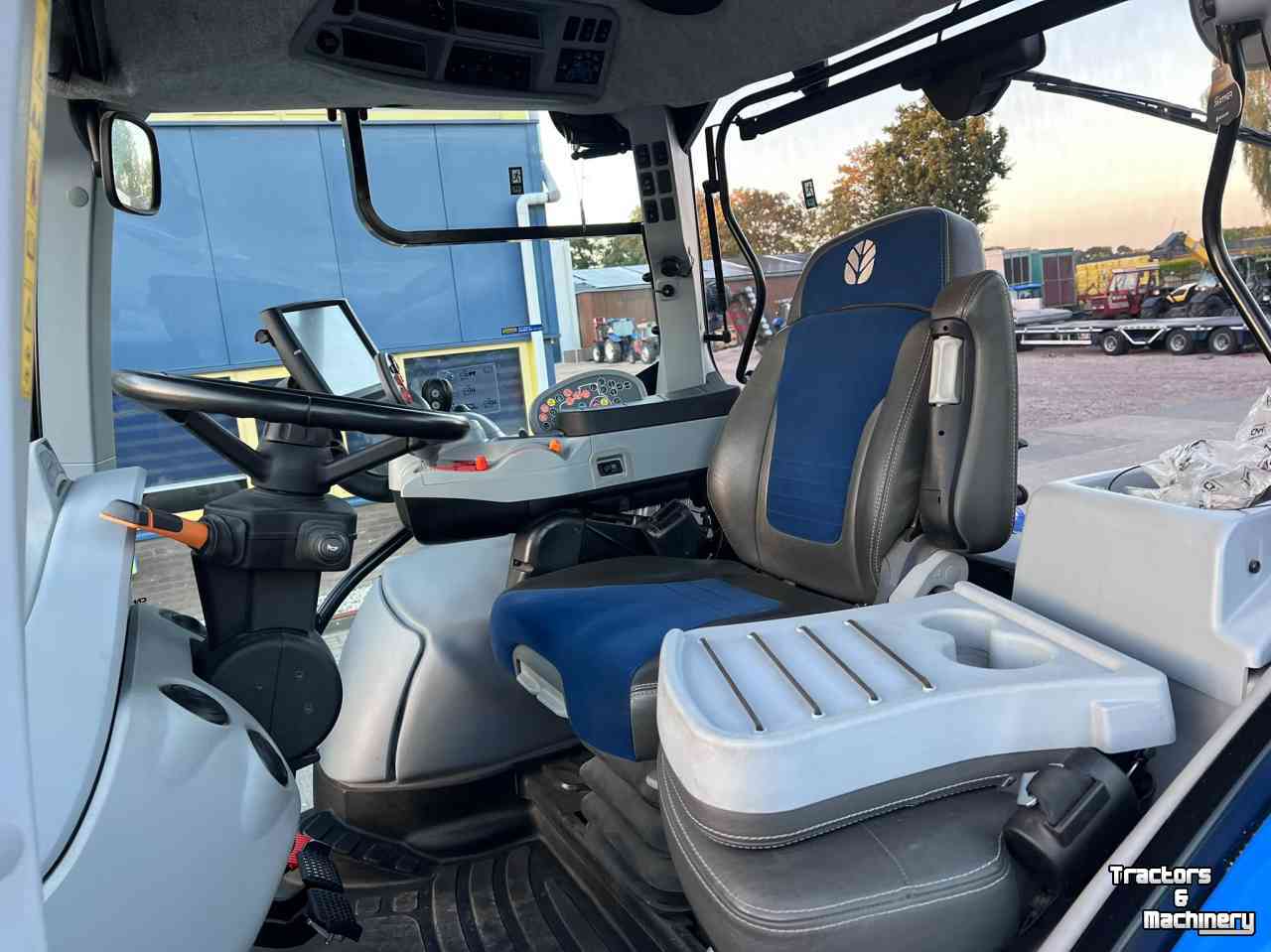 Tractor / Trekker New Holland T7,245 AC tractor trekker tracteur