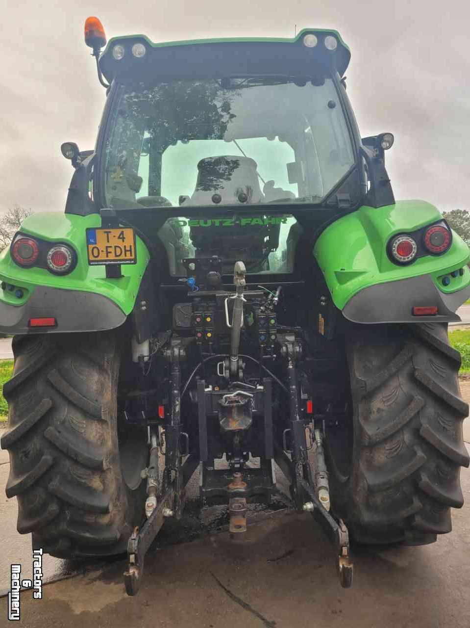 Tractor / Trekker Deutz-Fahr 6130.4 TTV