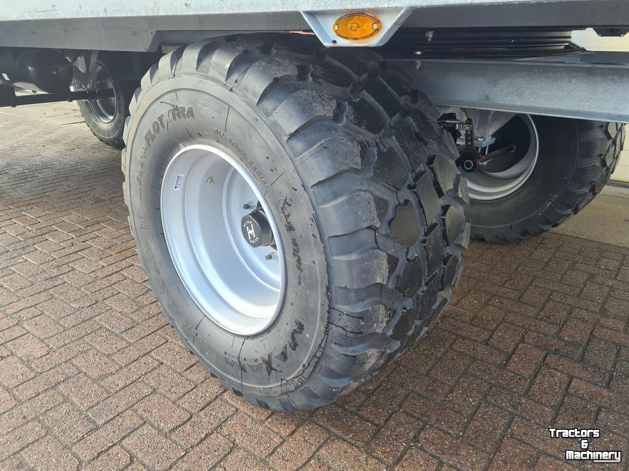 Vierwielige wagen / Landbouwwagen AGM Balenwagen verzinkt
