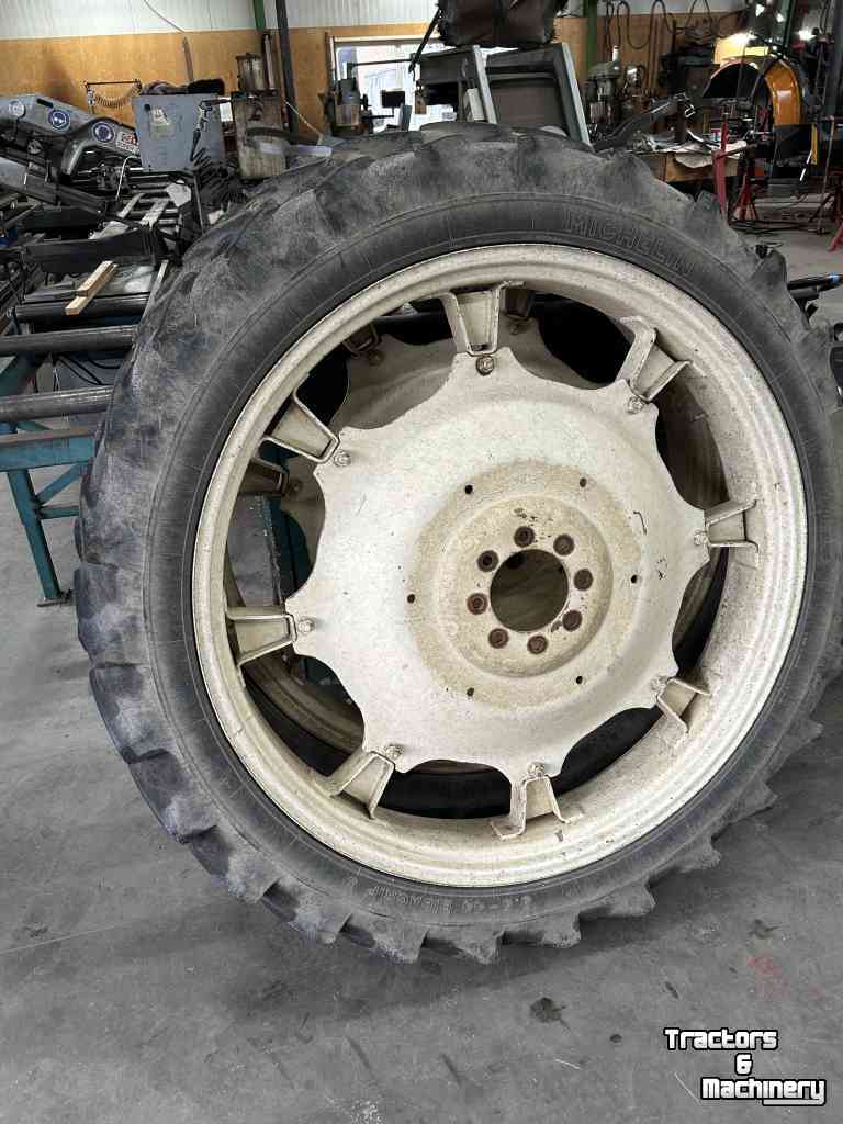 Wielen, Banden, Velgen & Afstandsringen Fiat 9.5x44 (Fiat)