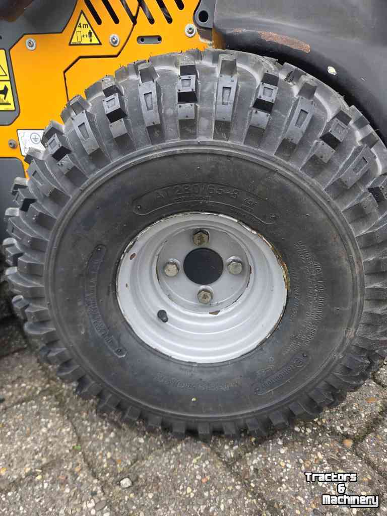 Shovel / Wiellader / Kniklader Giant SK201D