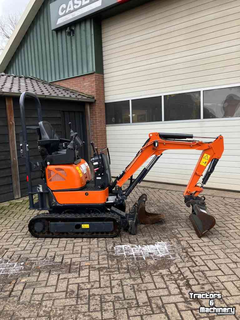 Mini-graver / Mini-graafmachine Hitachi zx10u-6