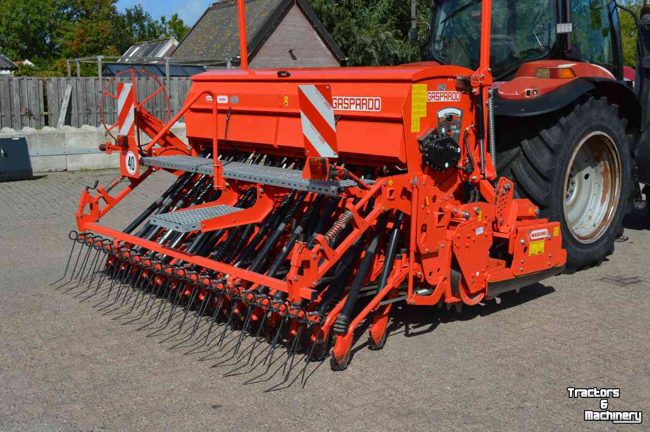 Zaaimachine Maschio DM 3000 Combi + Dana 300 29 met breedzaaikouter