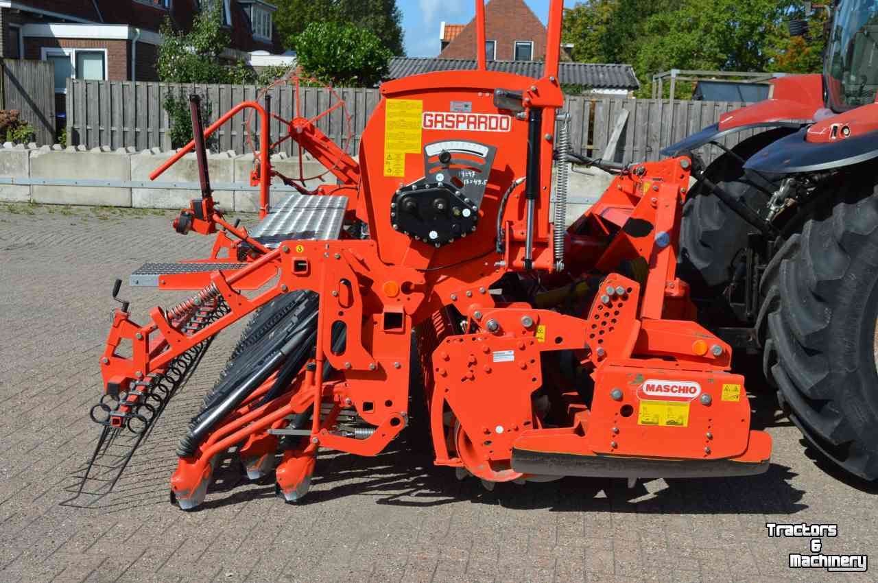Zaaimachine Maschio DM 3000 Combi + Dana 300 29 met breedzaaikouter
