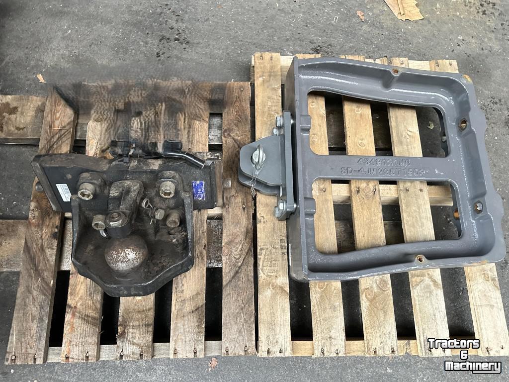 Gebruikte onderdelen van tractoren Massey Ferguson Trekhaken