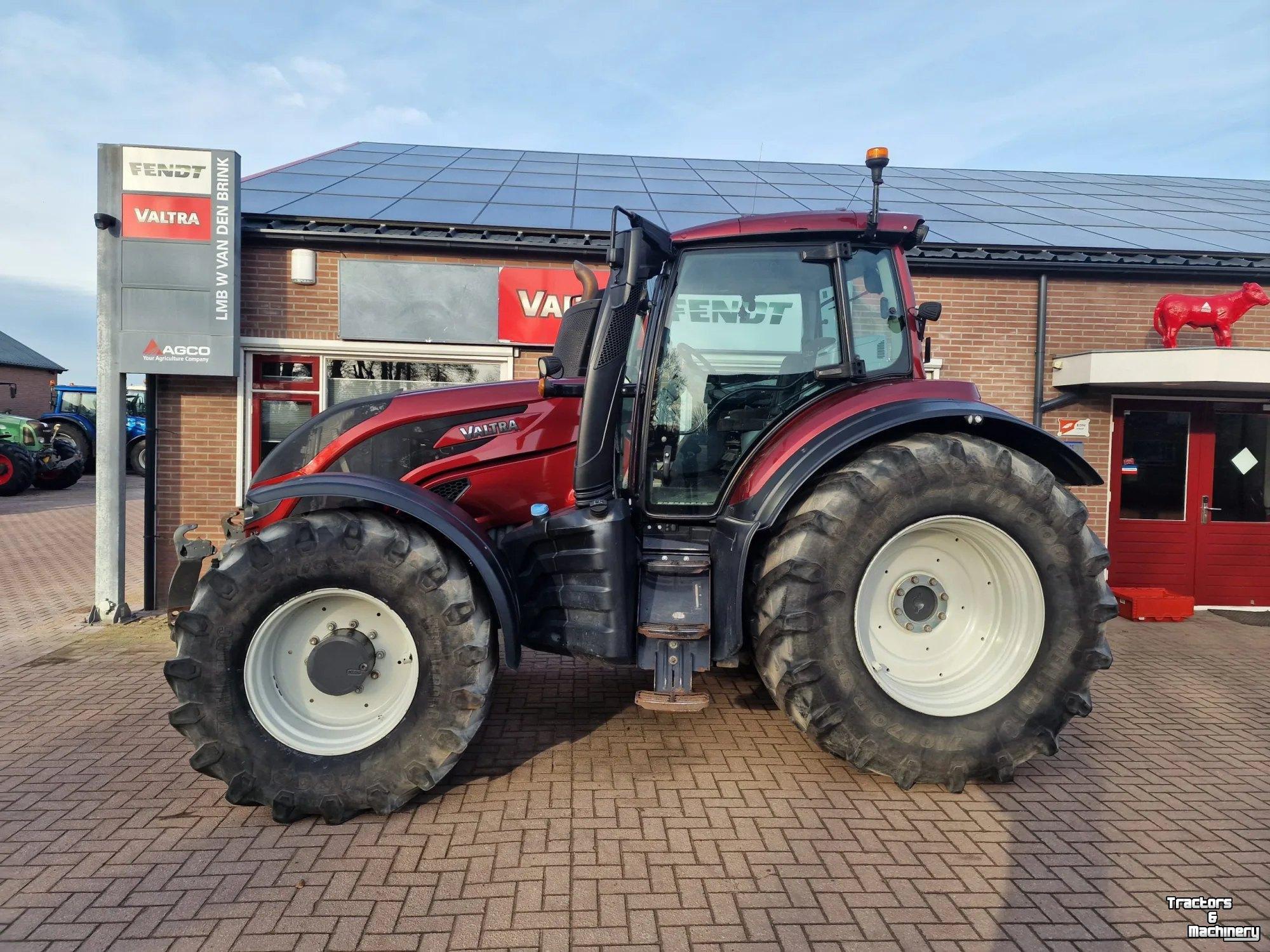Tractor / Trekker Valtra T254V