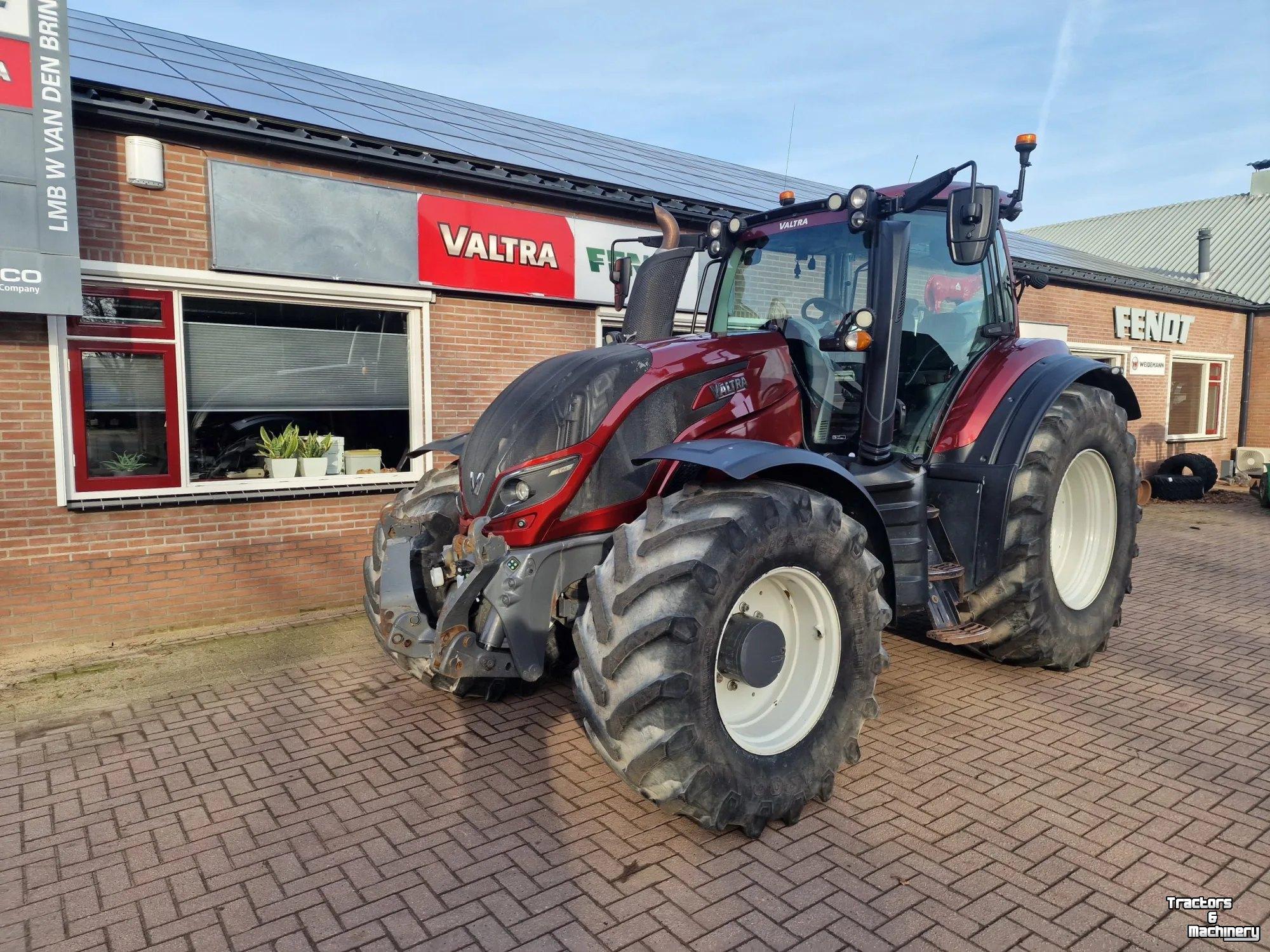 Tractor / Trekker Valtra T254V