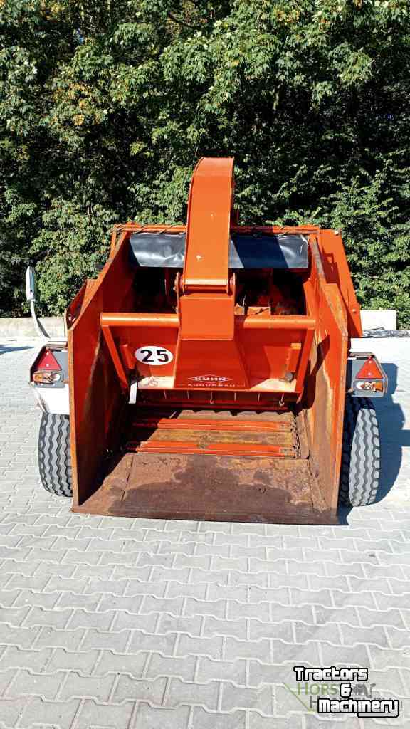Stroverdeler / Stroblazer Kuhn Minotor stroblazer strostrooier