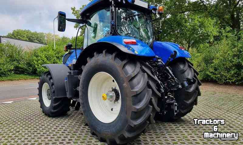 Traktoren New Holland T7.230 PC