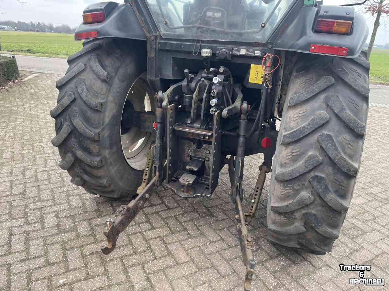 Tractor / Trekker Valtra 900