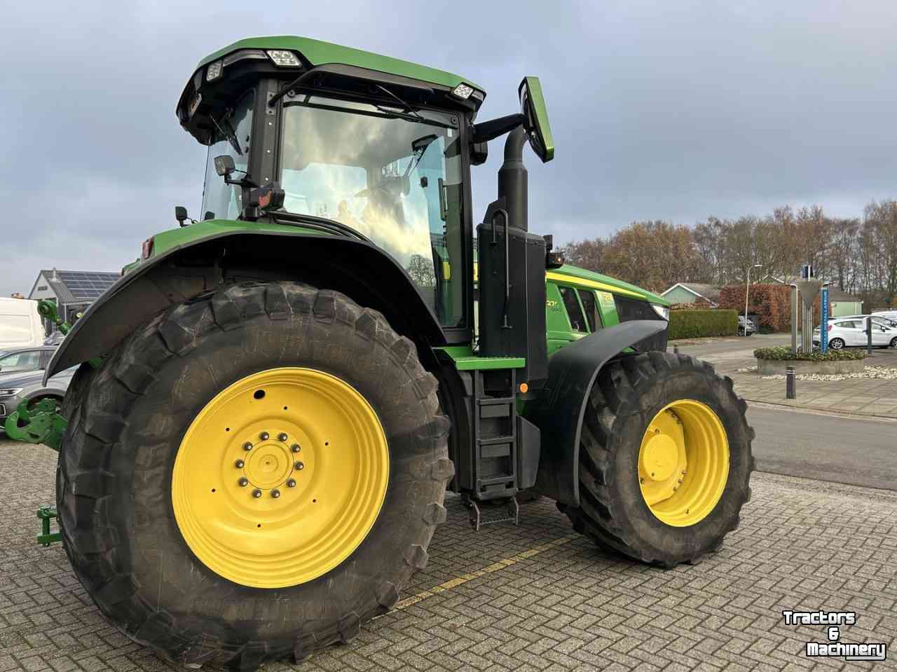 Tractor / Trekker John Deere 7R 270