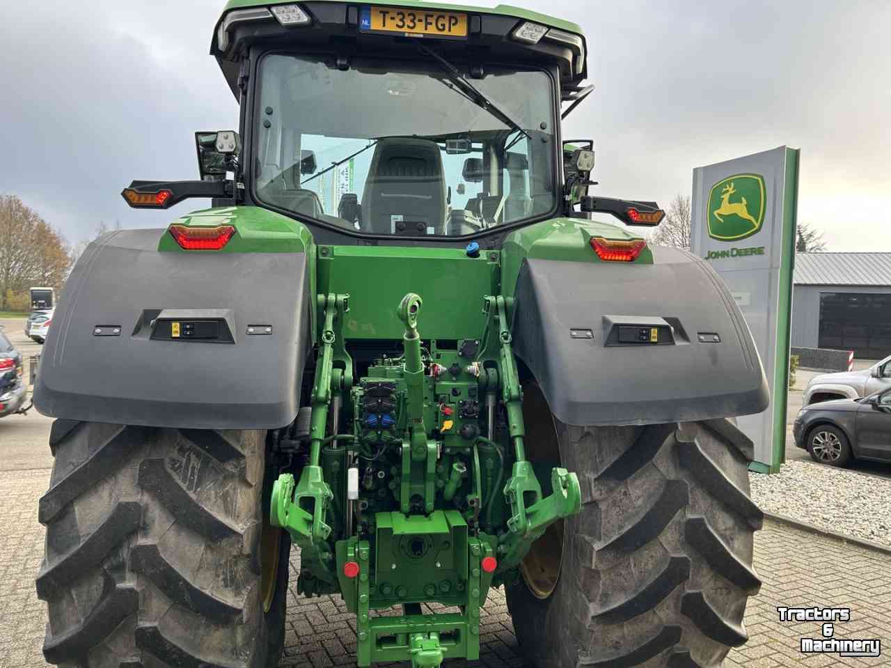 Tractor / Trekker John Deere 7R 270