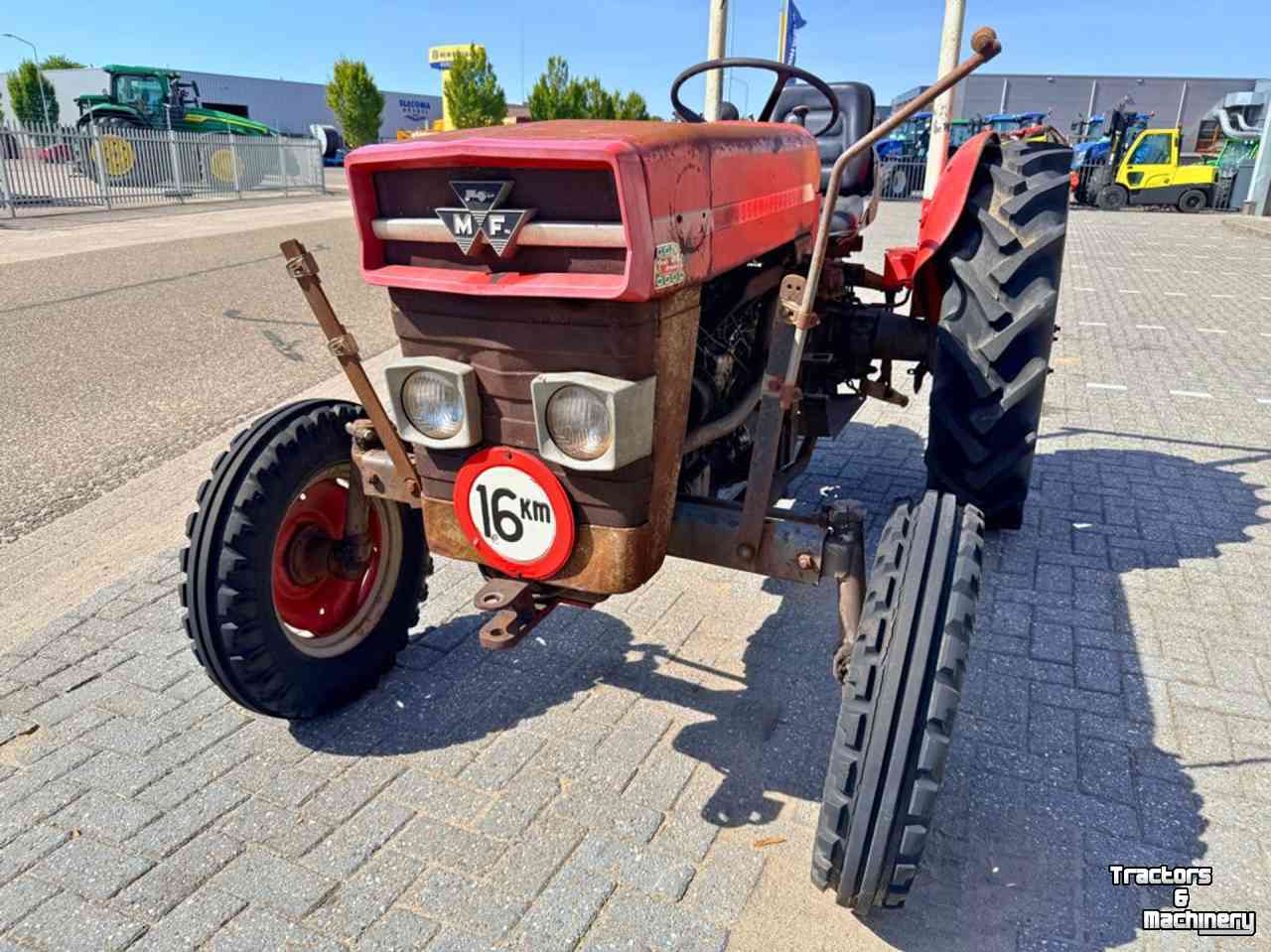Tractor / Trekker Massey Ferguson 130 Tractor