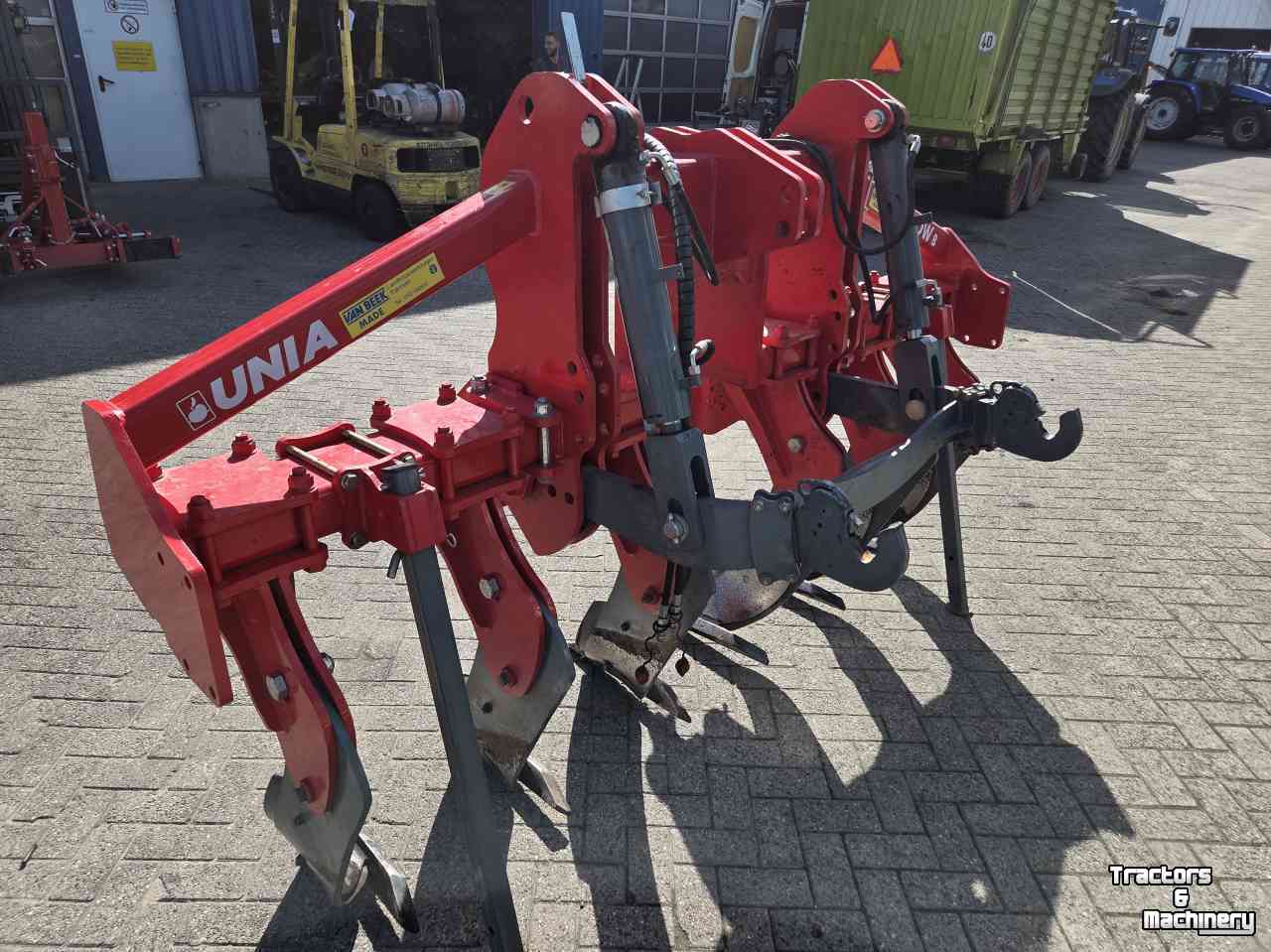 Woeler / Diepwoeler / Voorzetwoeler Unia Plow B 6