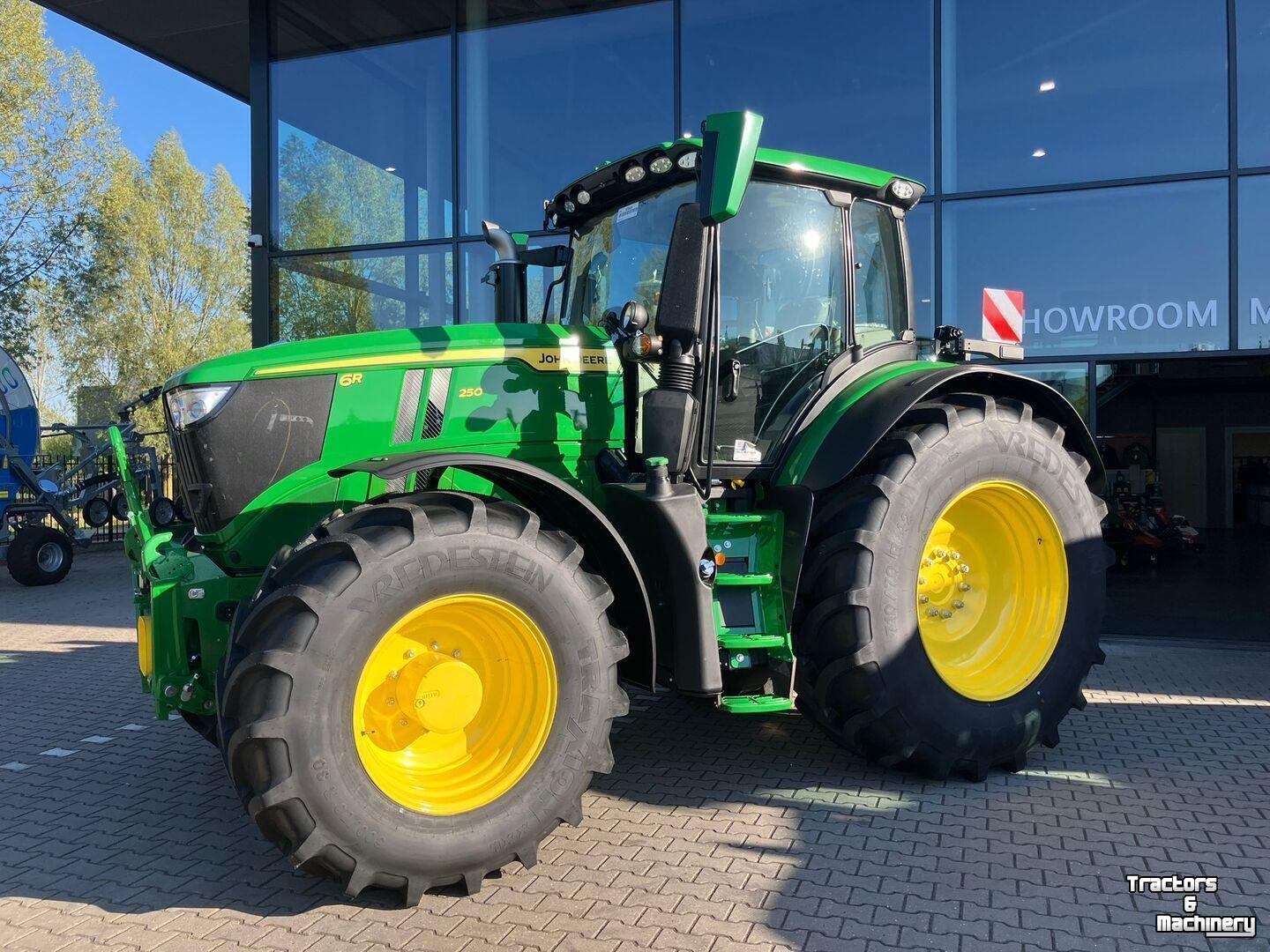 Tractor / Trekker John Deere 6R 250