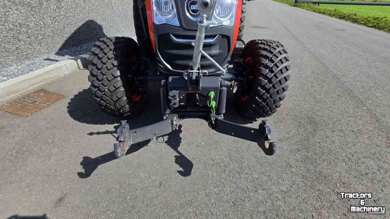 Compact tractor Kioti DK6020 HST