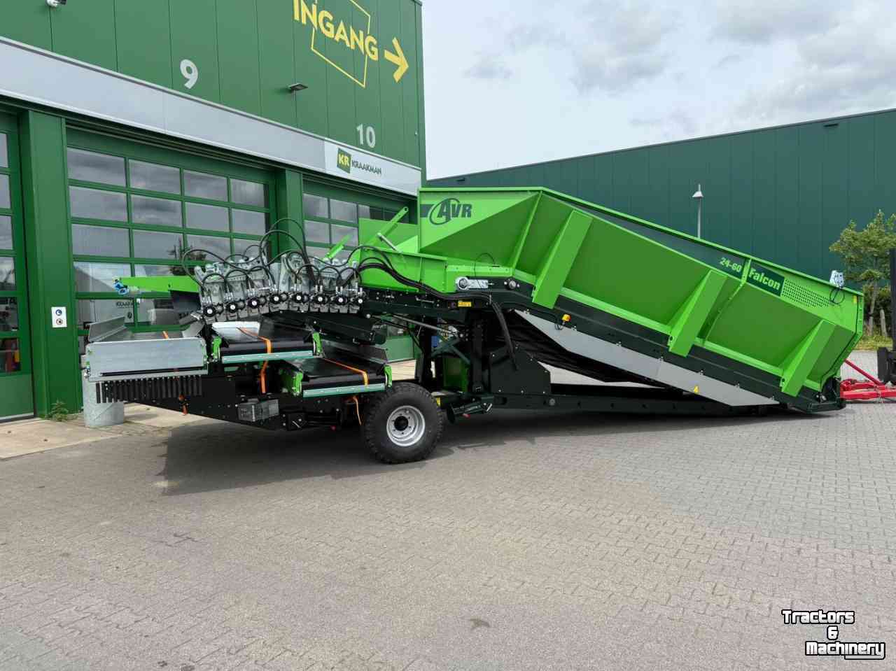 Stortbak AVR Falcon 24-60 cvu met presenteerband