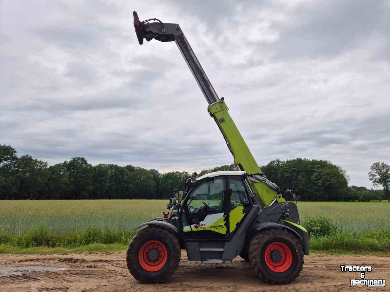 Verreiker Claas 746 Scorpion varipower