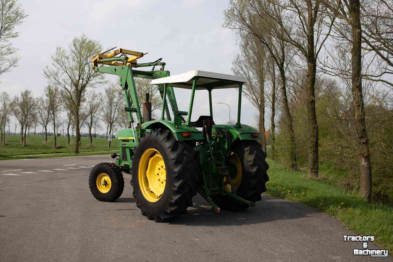 Traktoren John Deere 3120
