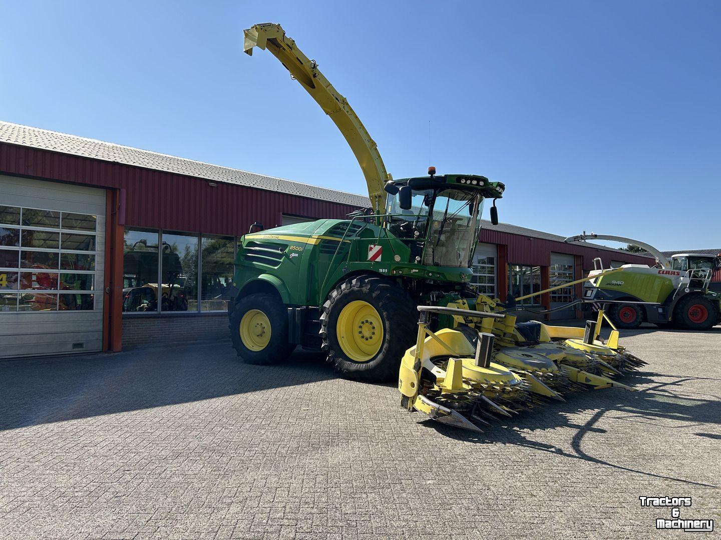 Veldhakselaar John Deere 8500