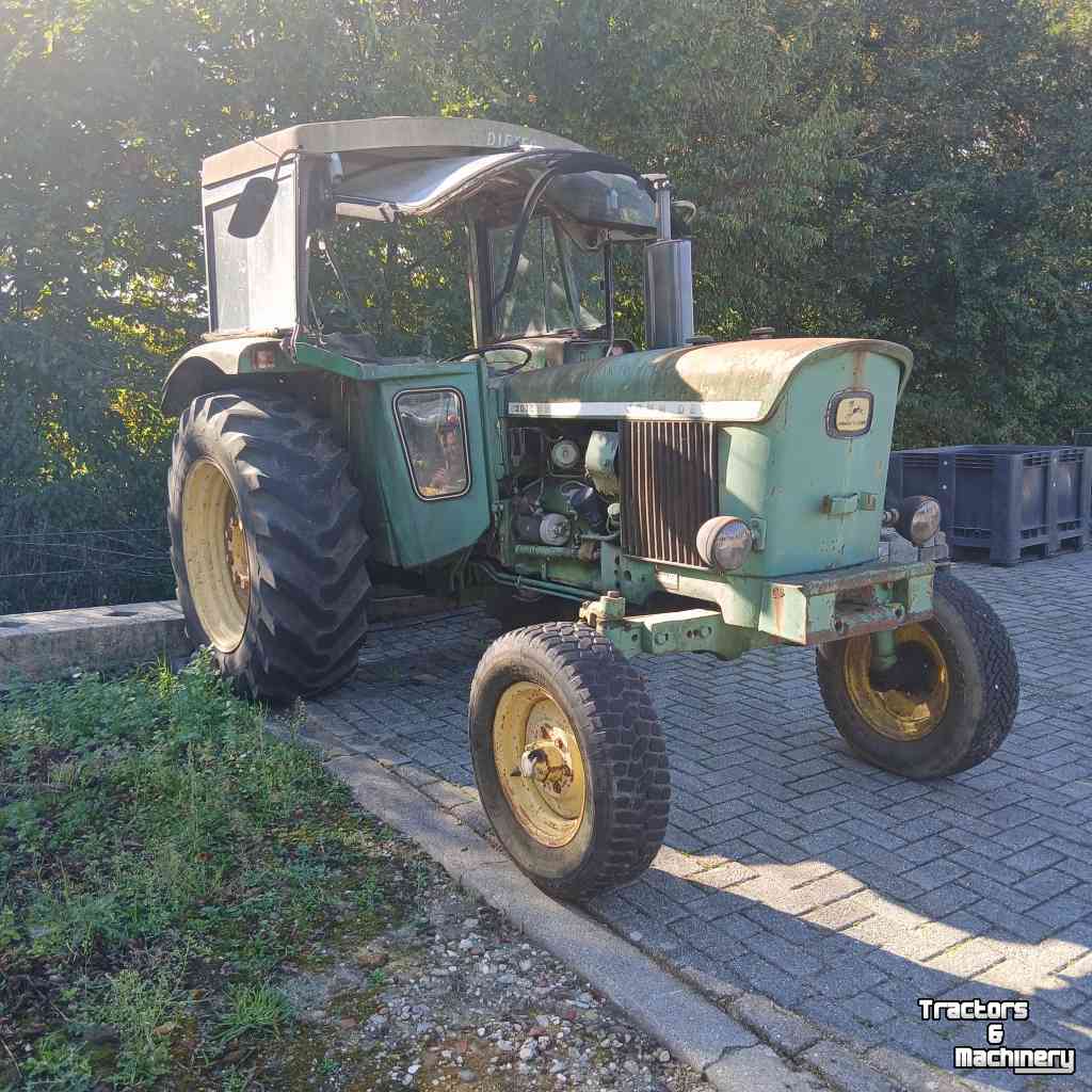 Tractor / Trekker  2030 S