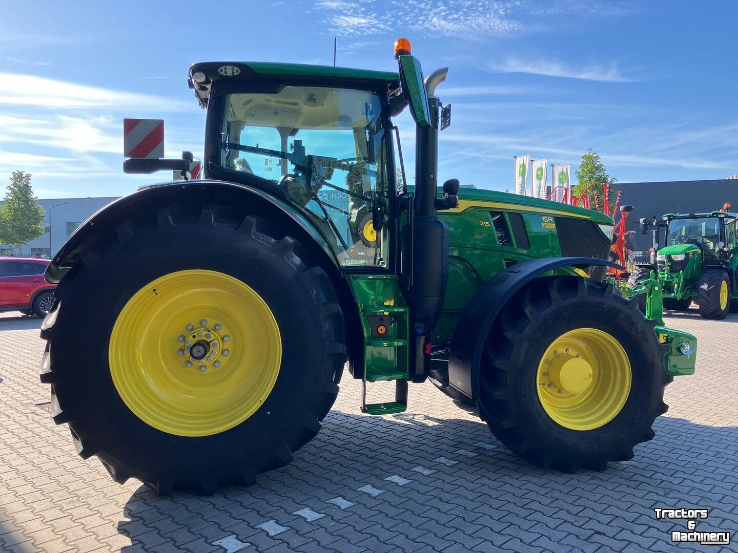 Tractor / Trekker John Deere 6R 215