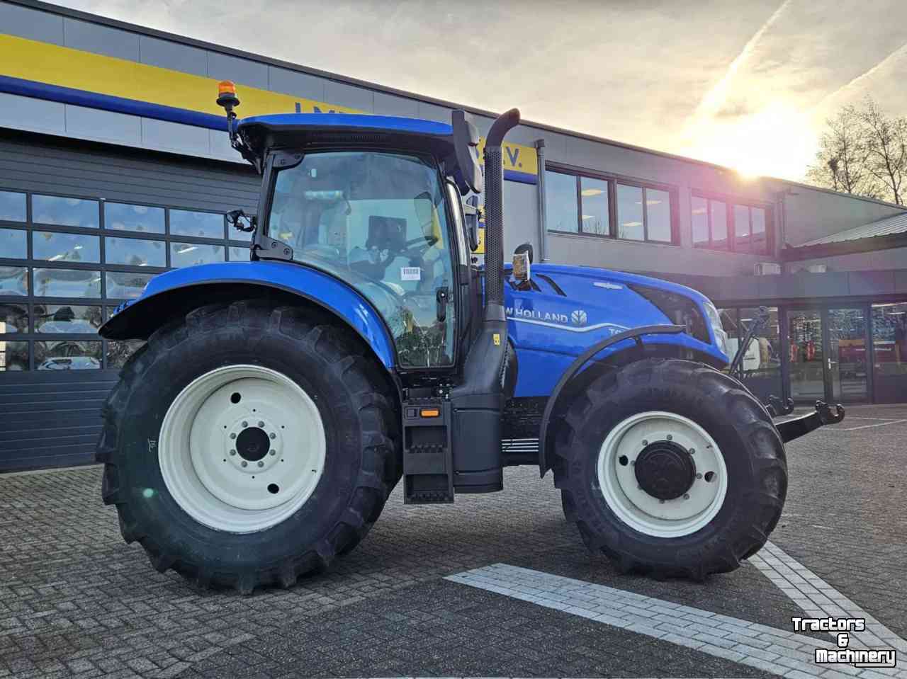 Tractor / Trekker New Holland T6.180 Autocommand