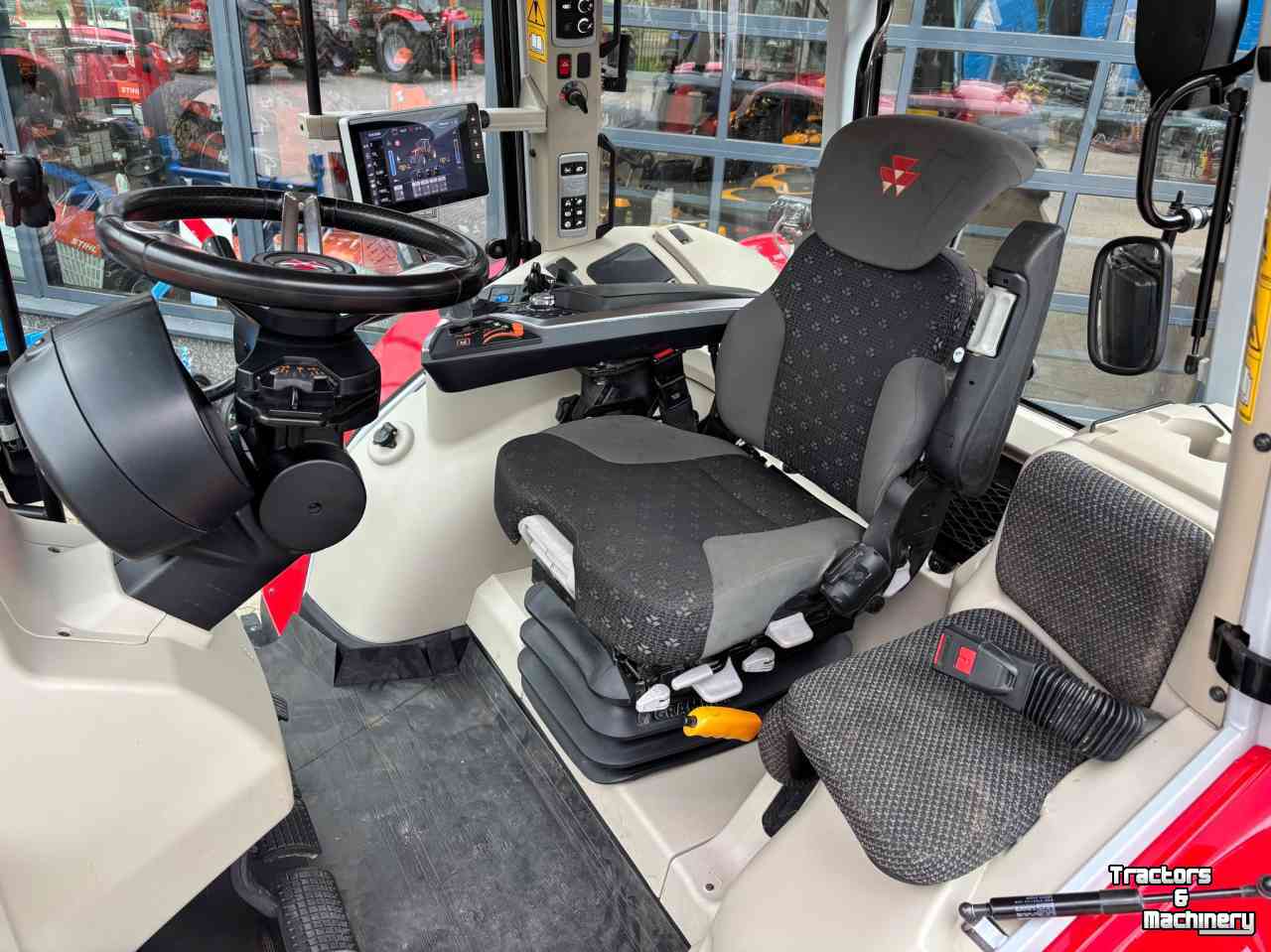 Tractor / Trekker Massey Ferguson 7S.180 DYNA- VT EXCLUSIVE