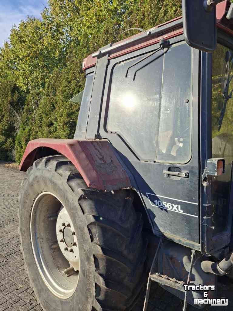 Tractor / Trekker Case-IH 1056 XL