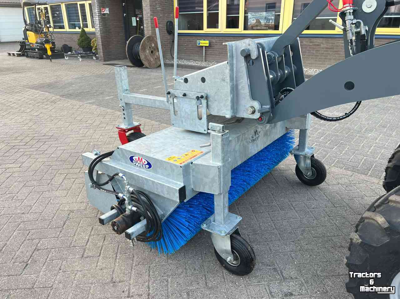 Veegmachine M-Sweep HSTV 600 150 veegmachine Giant nieuw