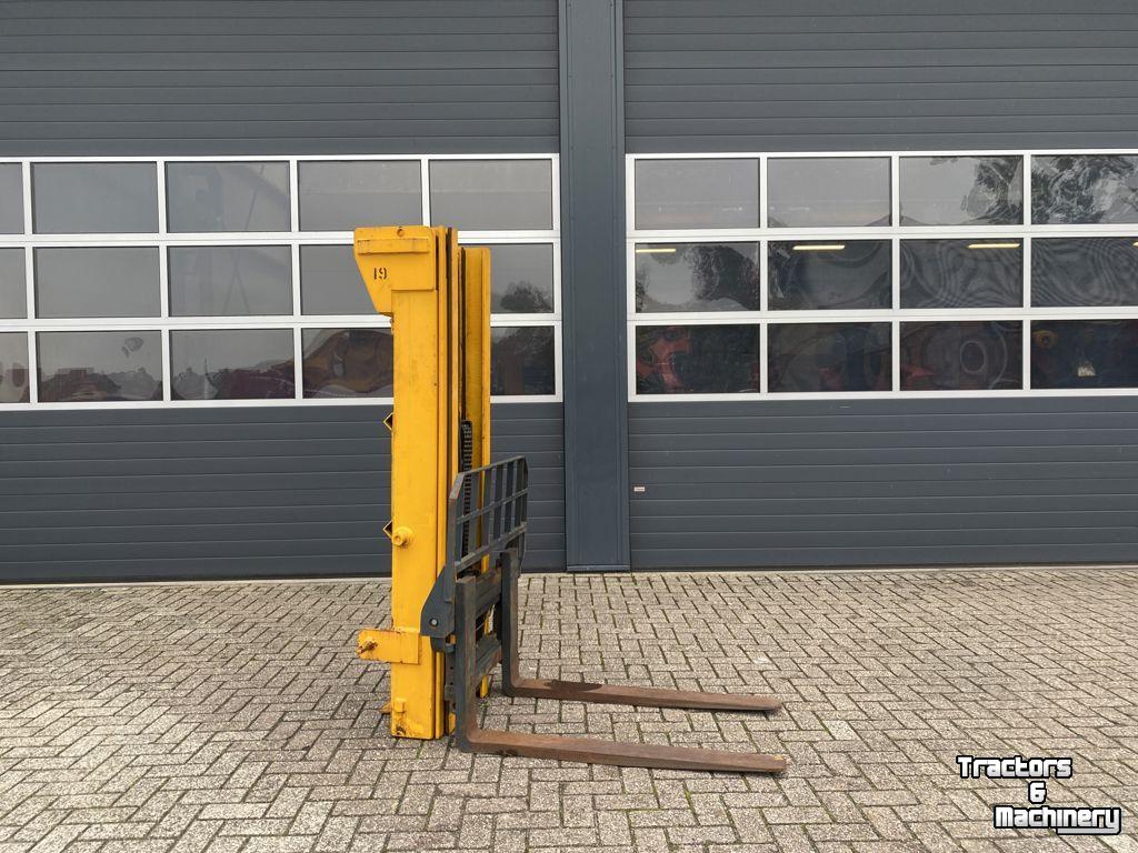 Heftruck  Hefmast met palletlepels