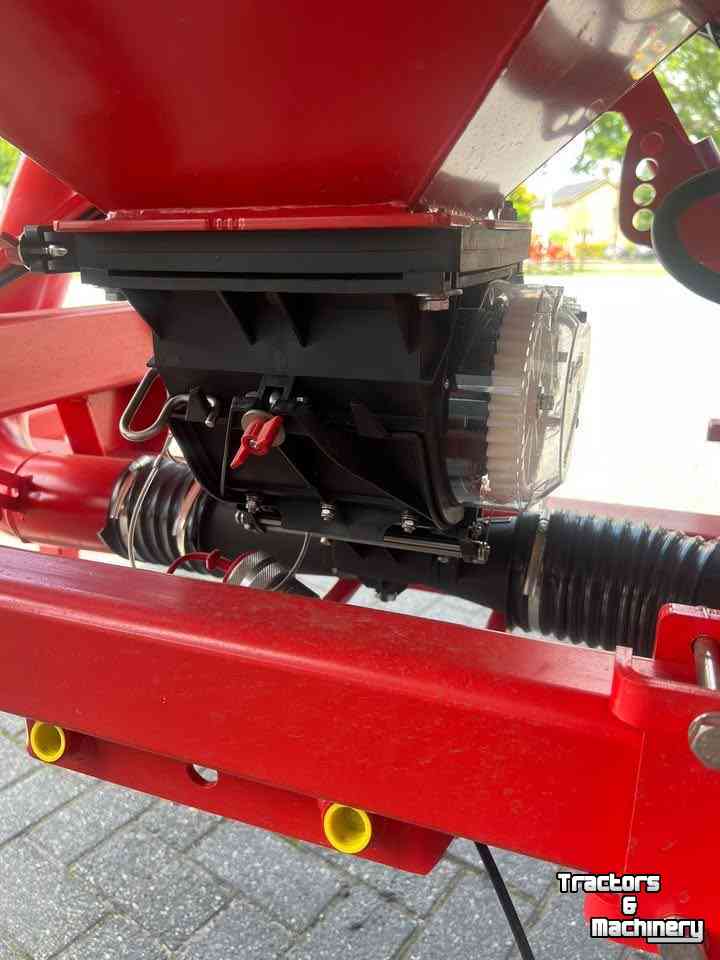 Fronttank zaaimachine Kverneland DF 1 Fronttank