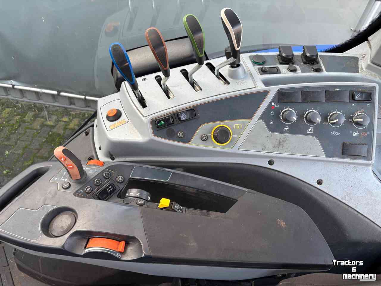 Tractor / Trekker Valtra T194 Hitech