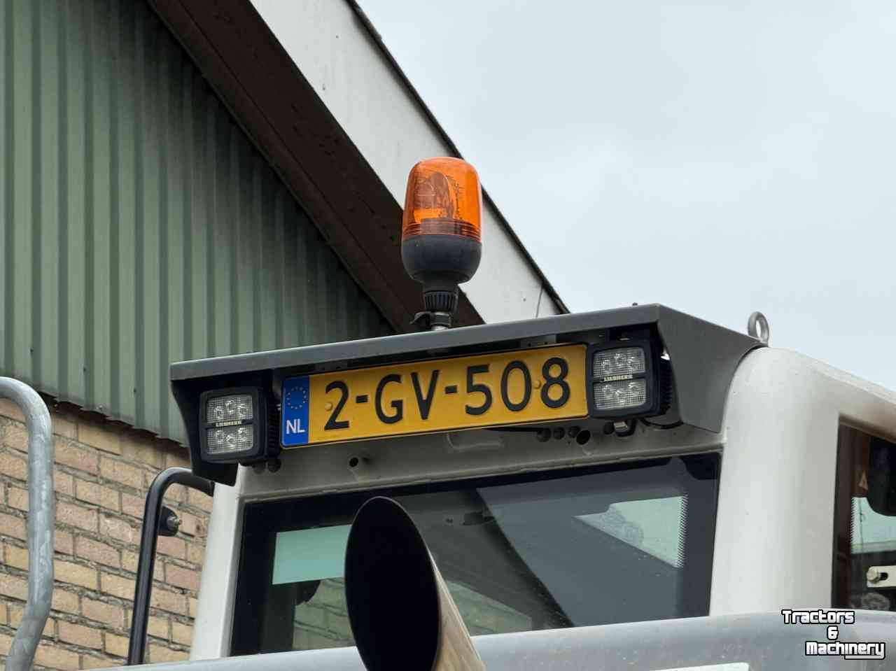 Graafmachine Liebherr A914 met Engcon draaikantelstuk
