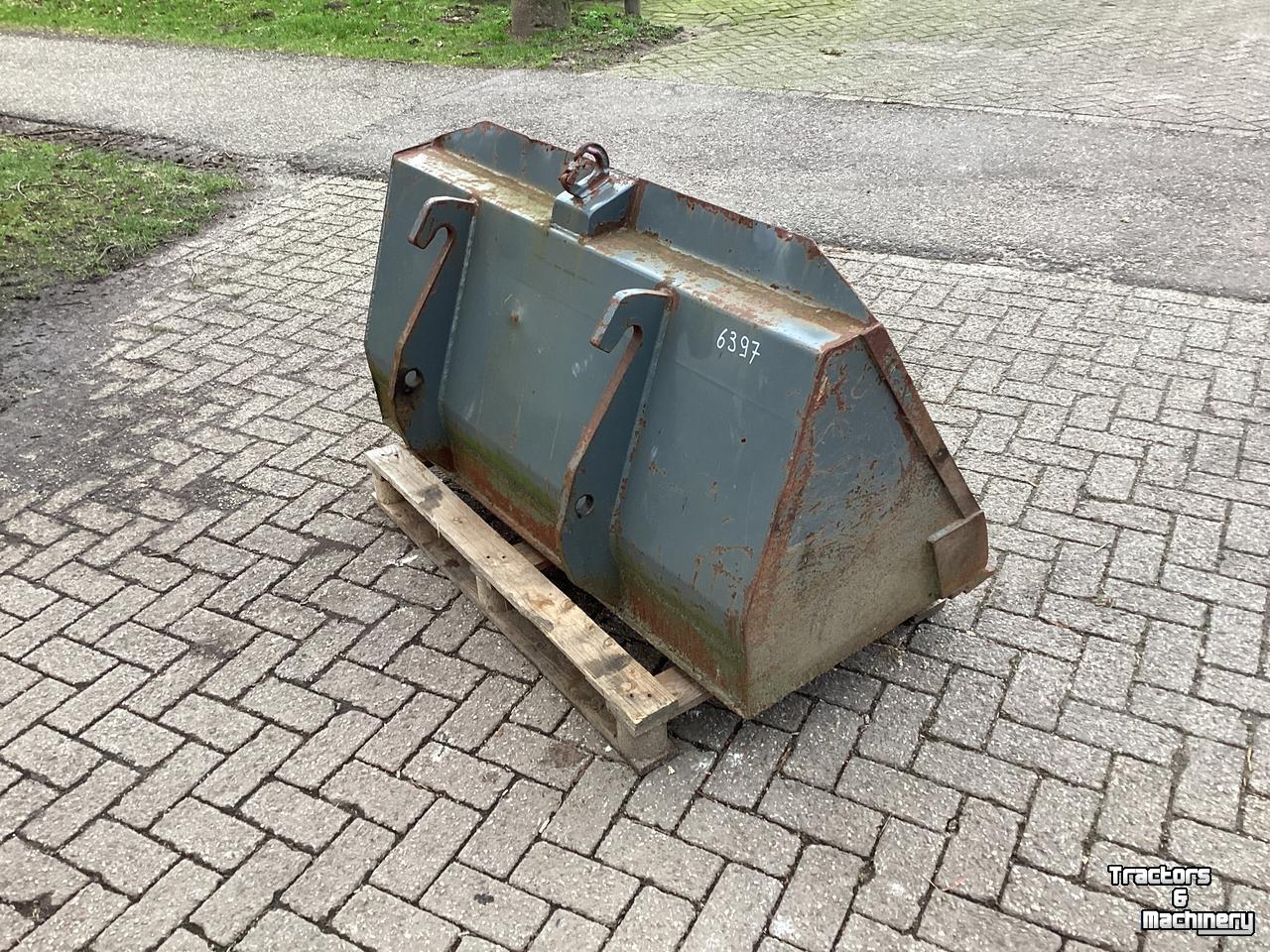 Shovel / Wiellader / Kniklader  shovel bak 1400