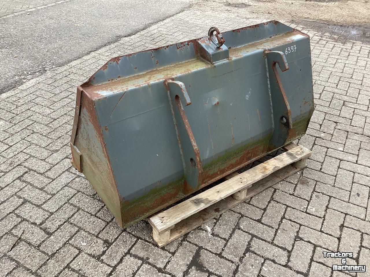 Shovel / Wiellader / Kniklader  shovel bak 1400