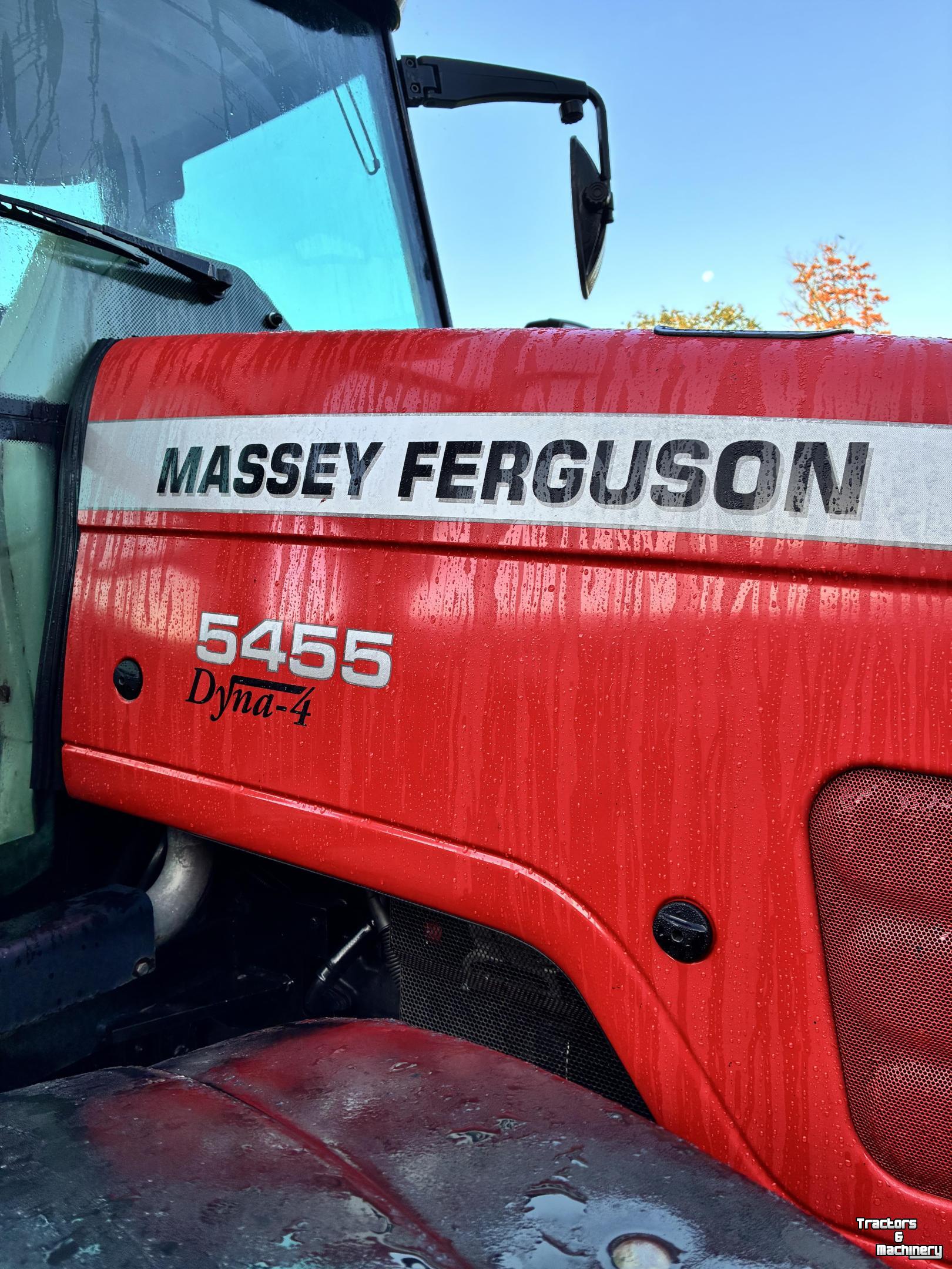 Tractor / Trekker Massey Ferguson 5455 Dyna4