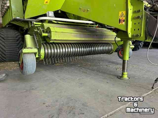 Persen / Balenpers / Pakkenpers Claas Quadrant 2200 Roto cut