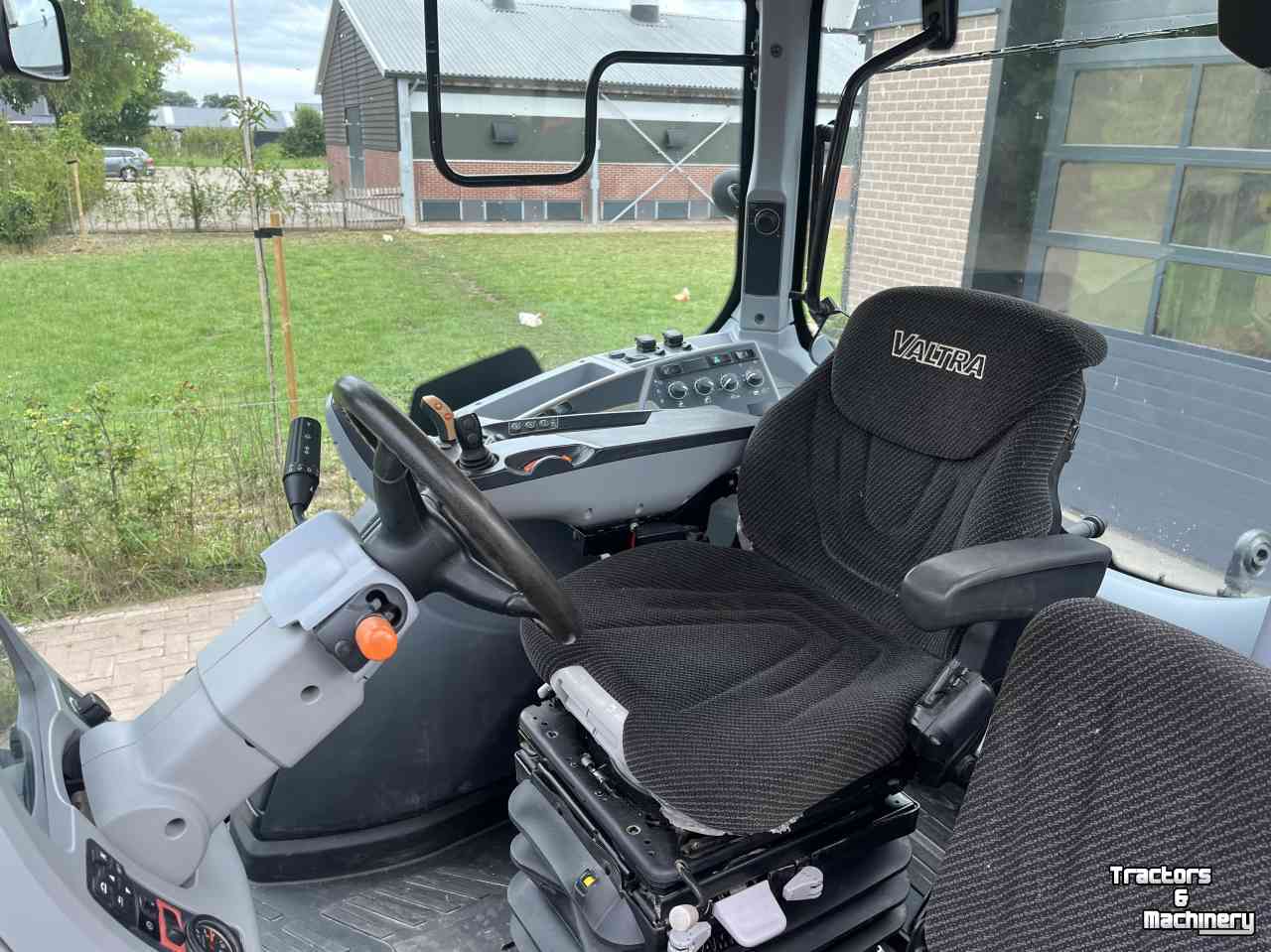 Tractor / Trekker Valtra N174