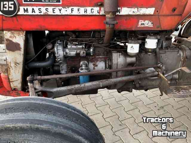 Traktoren Massey Ferguson 135