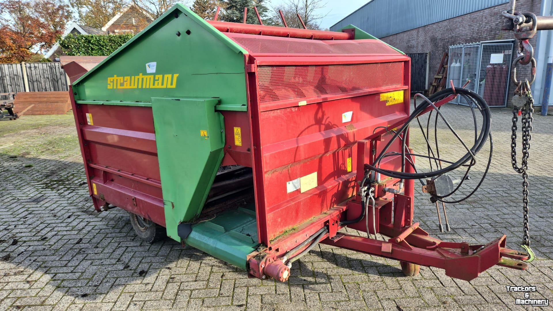 U-snijder / Kuilvoersnijder Strautmann Blokkenwagen