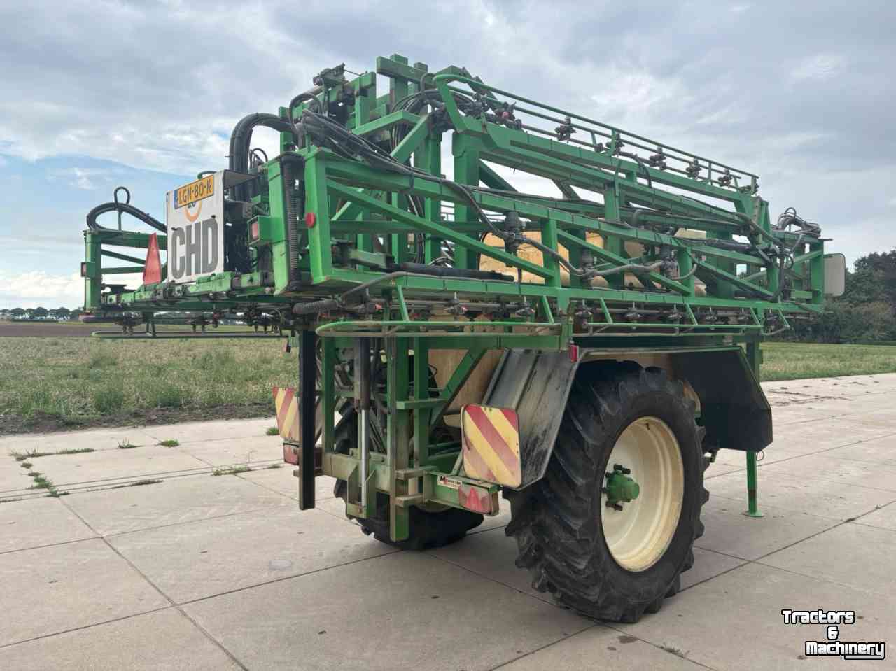 Getrokken Veldspuit CHD F4140