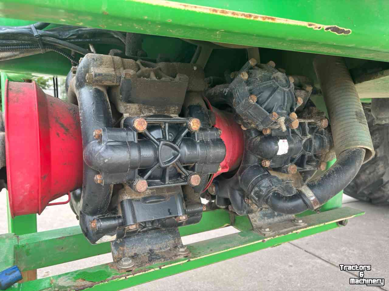 Getrokken Veldspuit CHD F4140