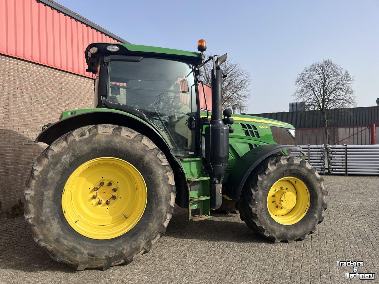 Tractor / Trekker John Deere 6155R