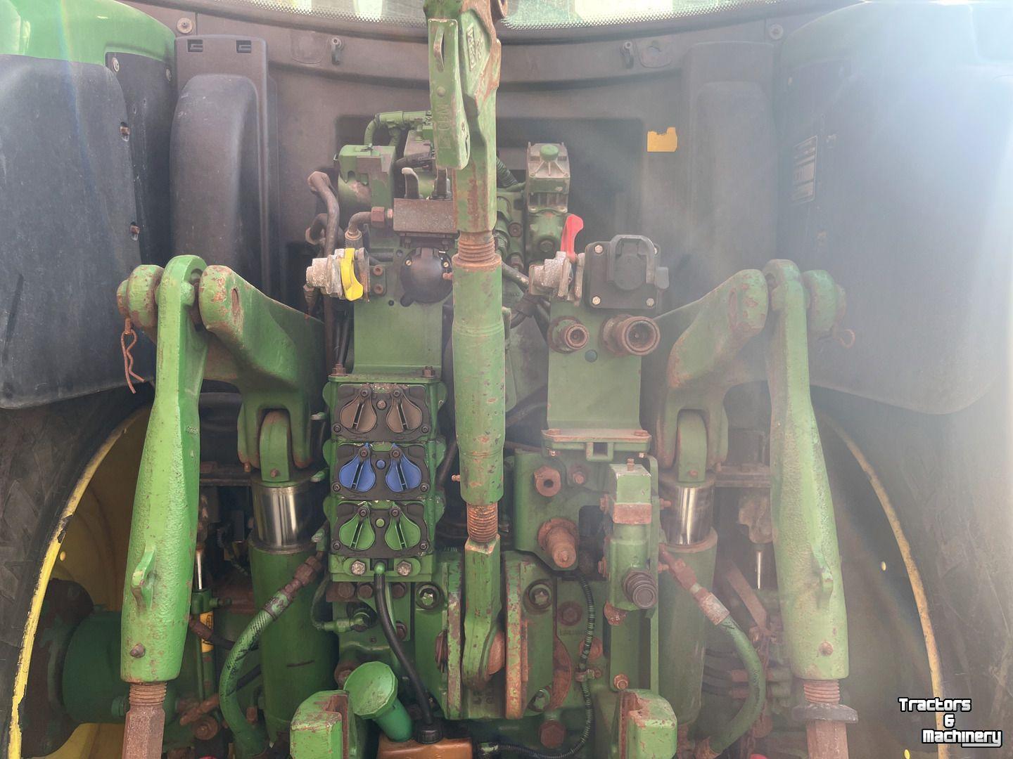 Tractor / Trekker John Deere 6155R