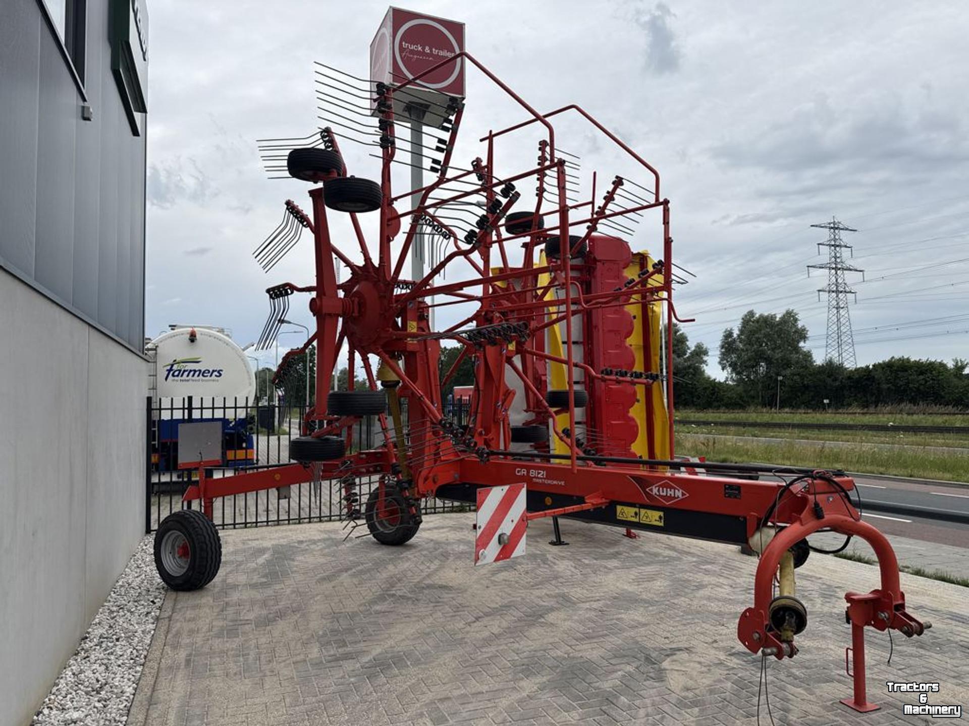 Rugger / Hark / Zwadhark Kuhn GA8121