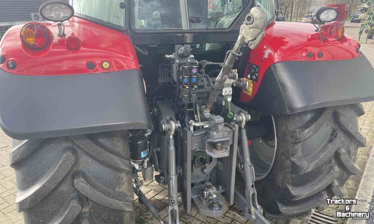 Traktoren Massey Ferguson 5711S EFF DYNA-4