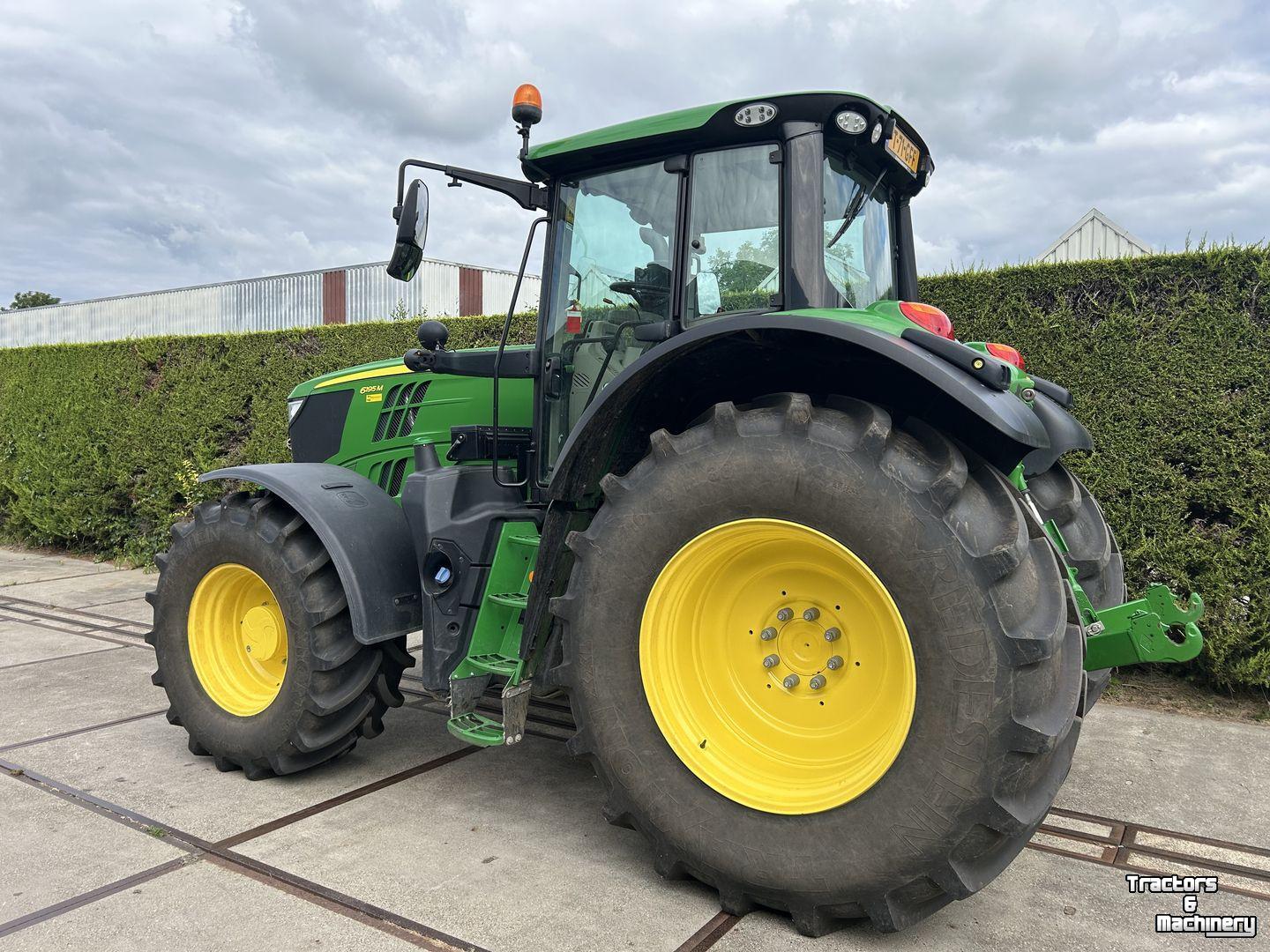 Tractor / Trekker John Deere 6195M