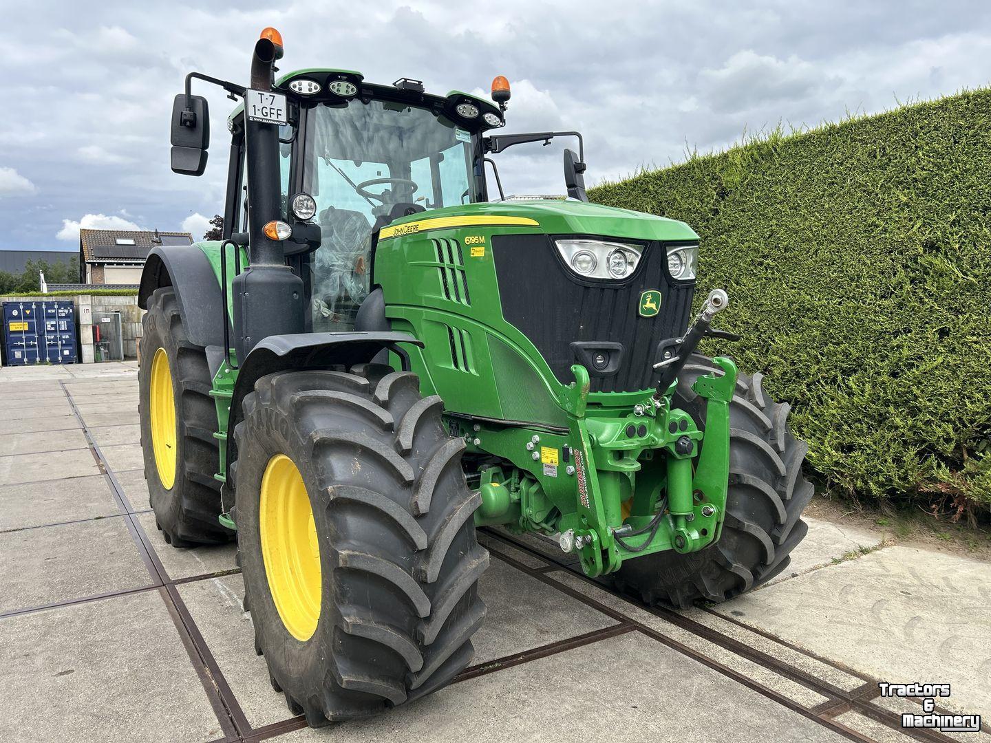 Tractor / Trekker John Deere 6195M